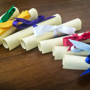 pergamene-gioielli-multicolore-made-in-italy-manganese-2-web