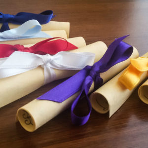 pergamene-gioielli-multicolore-made-in-italy-manganese-web